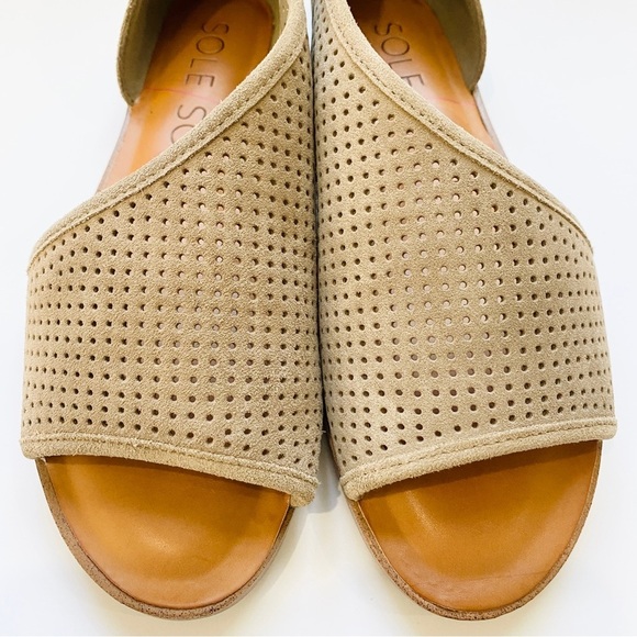 Sole Society leather perforated flats (light taupe/ or tan) PRICE FIRM - Picture 4 of 6